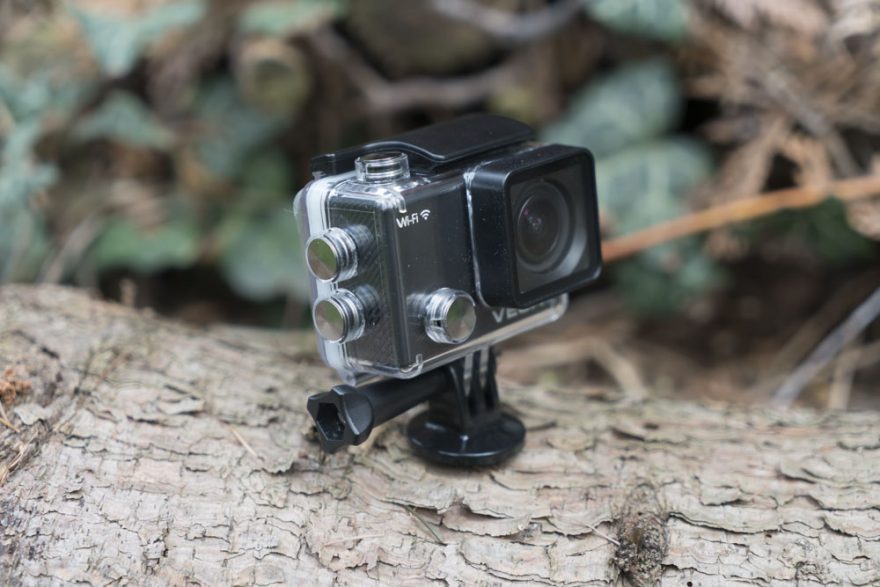 Ve vodotěsném obalu máte přístup ke všem ovládacím prvkům