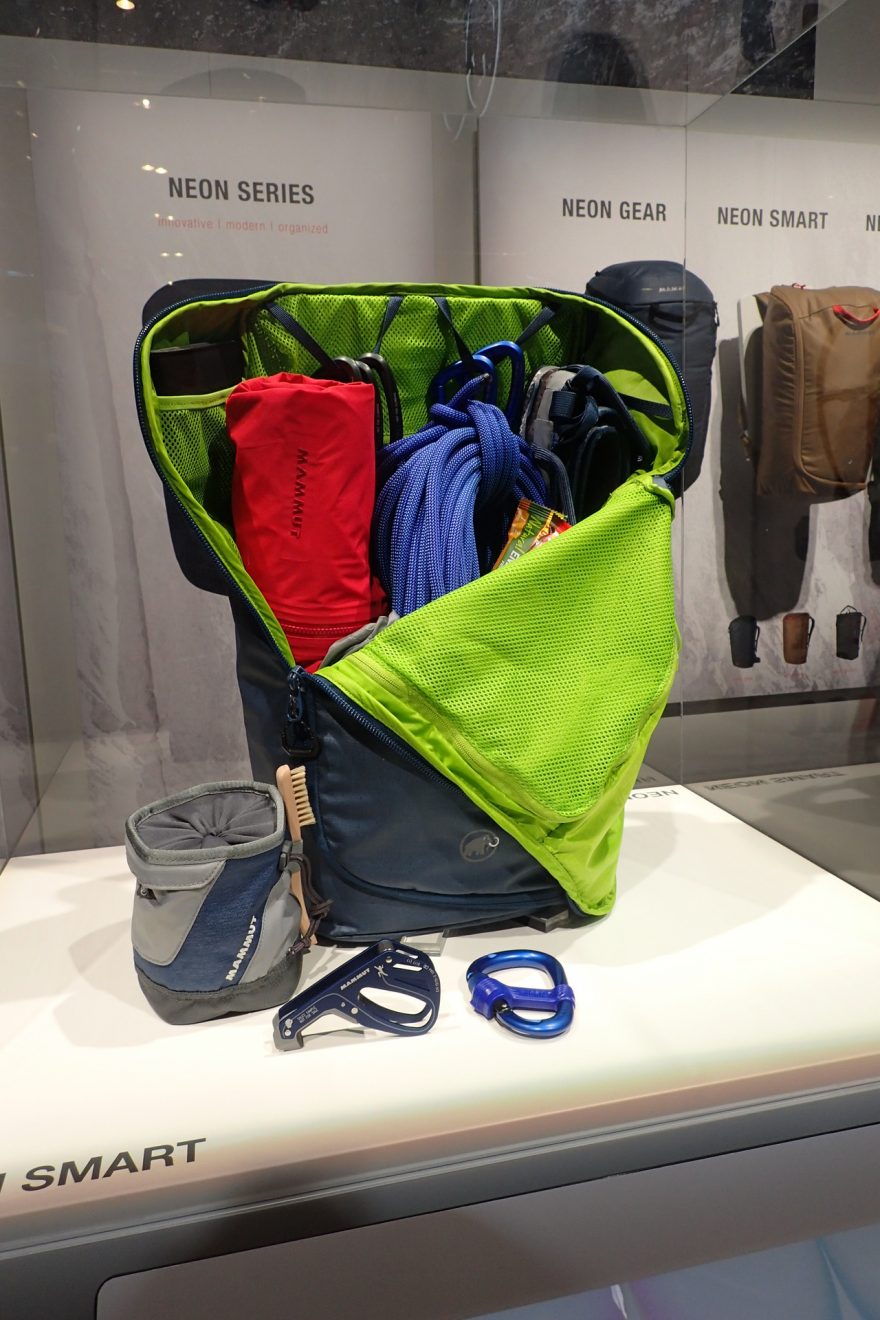 Batoh MAMMUT pro sportovní lezce.