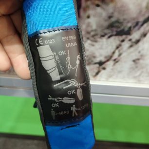 CAMP Tlumiče pádu podle nové normy.