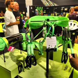 EDELRID Zelený set pro ambassadory této lezecké značky.