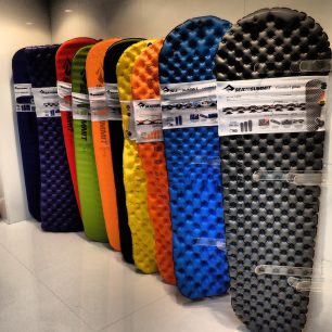 SEAT TO SUMMIT Kompletní nabídka nafukovaček.