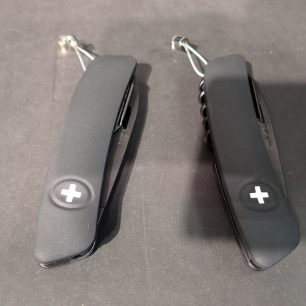 Švýcarské nože SWIZA s novým designem švýcaráku.