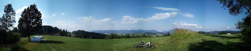 Panorama na hřebenu Vsackých Beskyd