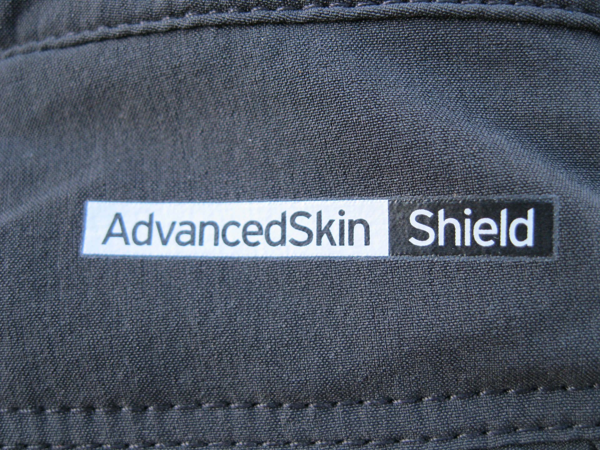 Já to říkám pořád, že jsou kalhoty Salomon WAYFARER PANT W jako moje druhá kůže.