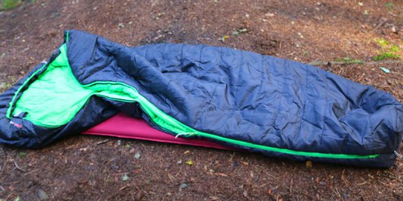 Recenze: Spacáku High Peak Safari