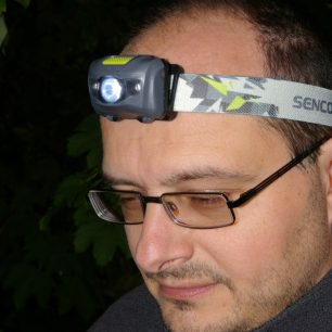 Jasné bílé světlo 100 lm, nebo úsporné 30%.