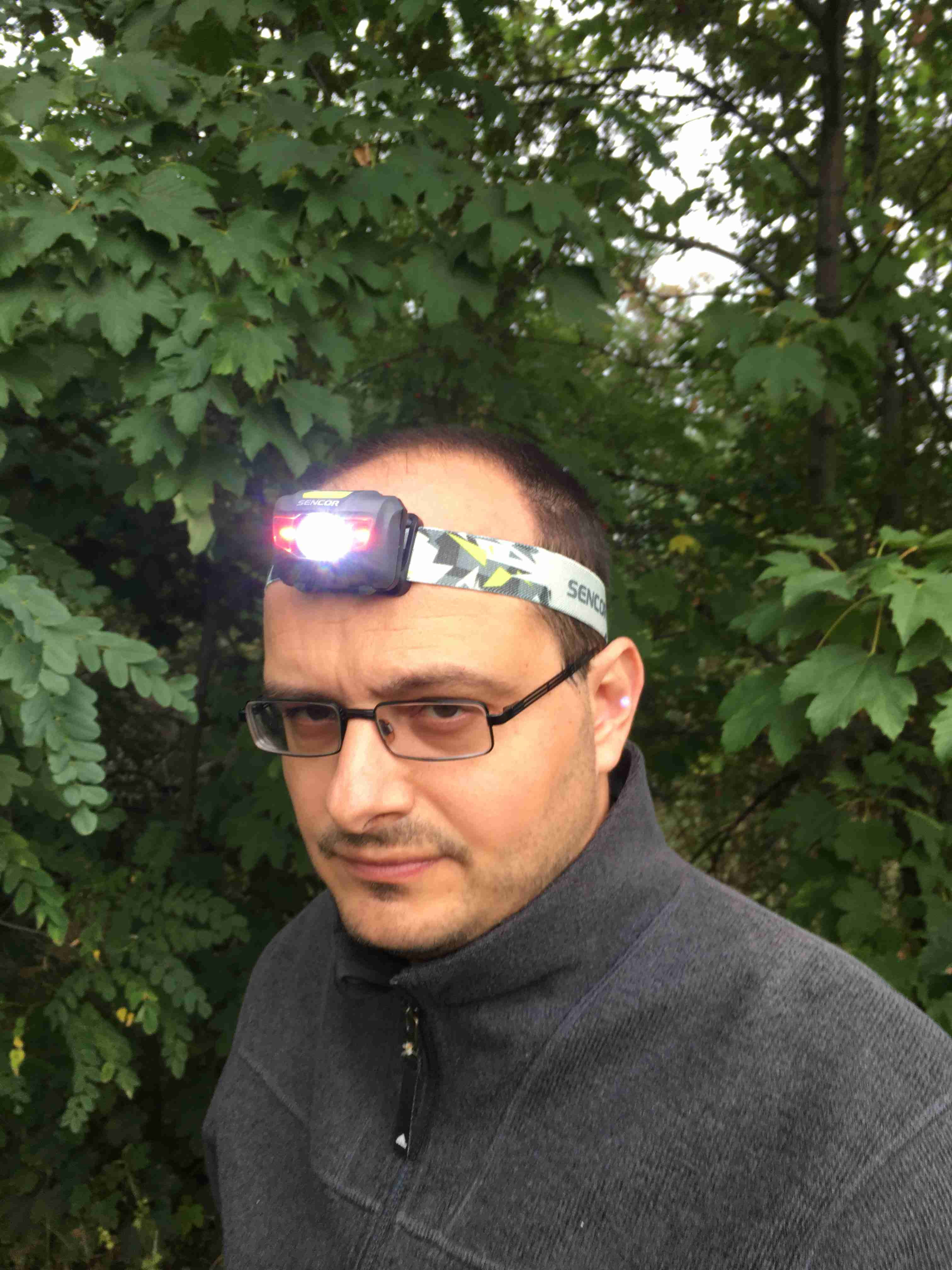 Signální blikání třemi LEDkami současně.