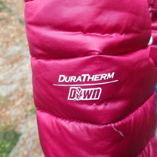 Duratherm je kombinace peří a syntetiky.