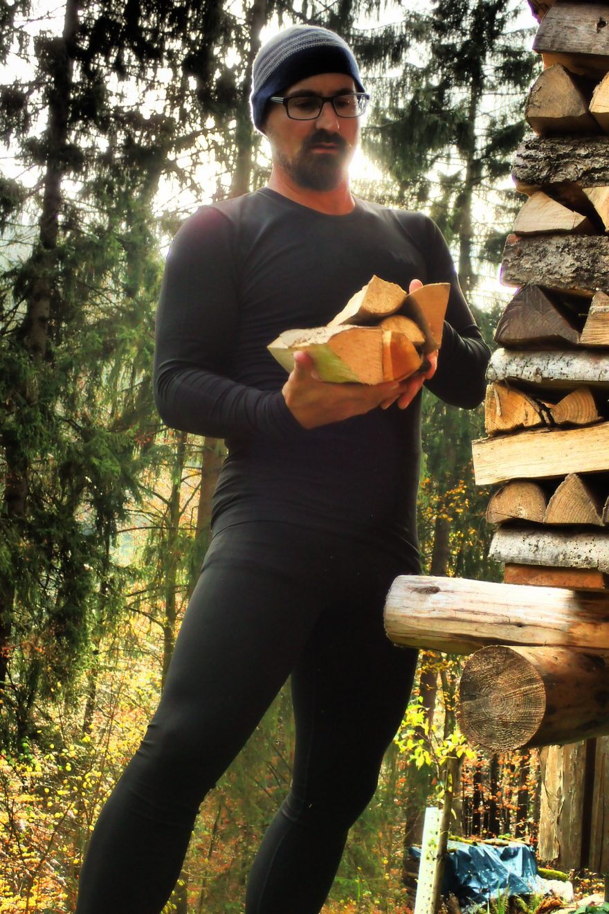 Prádlo HELLY HANSEN LIFA Seamless je krásně elastické.