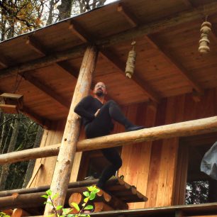 Víkendové testování HELLY HANSEN LIFA Seamless na srubu v Krkonoších.