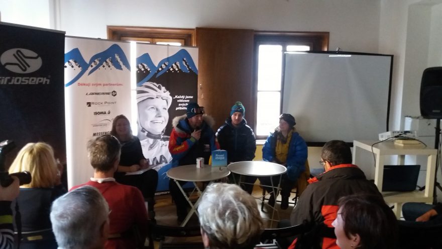 Knihu přišel pokřtít polárník Vašek Sůra.