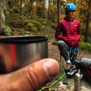 Podzimní lezení na Suchých skalách bylo ideální na testování Rafiki MEG II.