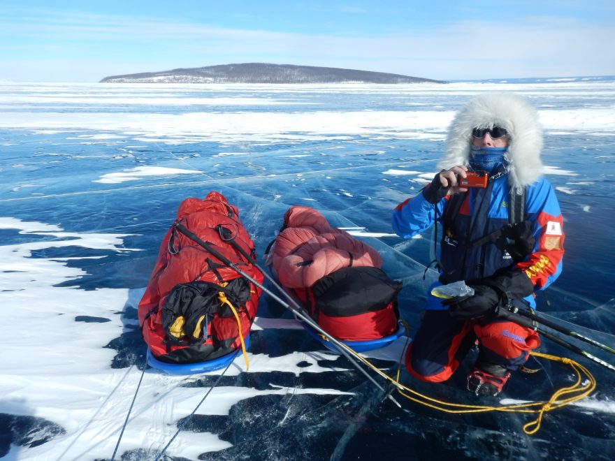 Václav Sůra společně s Petrem Horkým přešli v roce 2016 150 km po zamrzlém jezeře Khuvsghul na severu Mongolska.