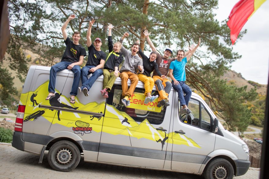 Celá grupa s naším posunovadlem.