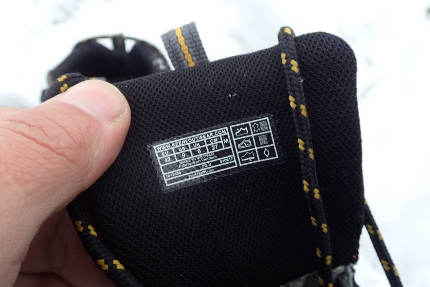 Vnitřní etiketa na jazyku boty KEEN Revel III M.