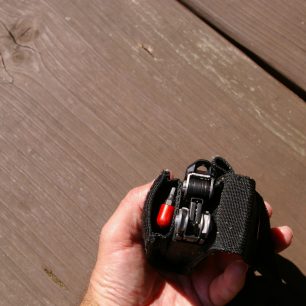 V pevném pouzdře Gerber Center Drive je dost místa i pro 12 bitů.