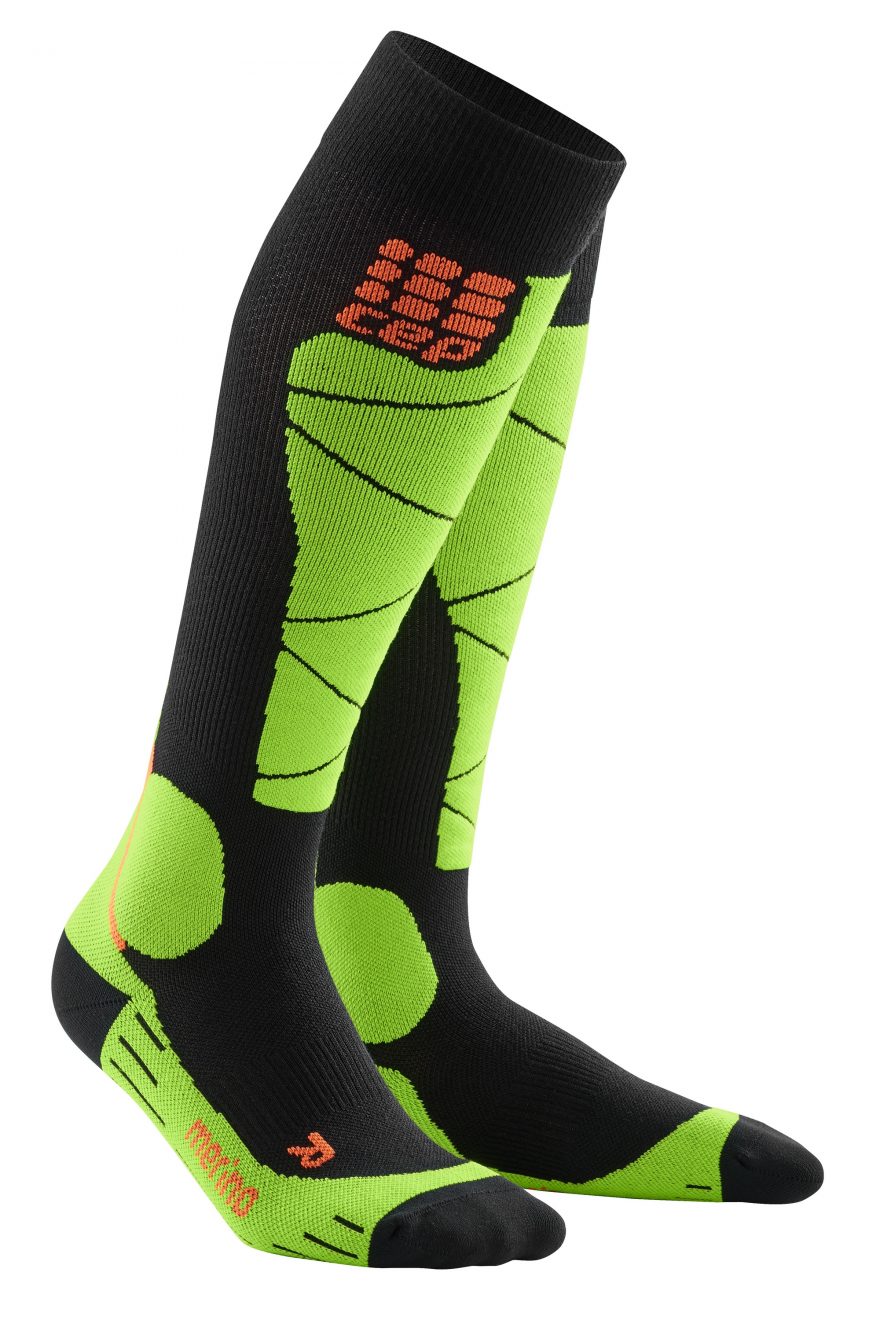 CEP lyžařské ponožky s kompresí Merino v barvě černá-limetková.