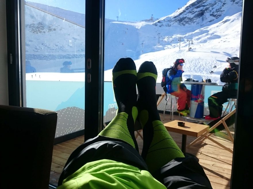 Lyžařské ponožky CEP Merino s výhledem na Rettenbach.