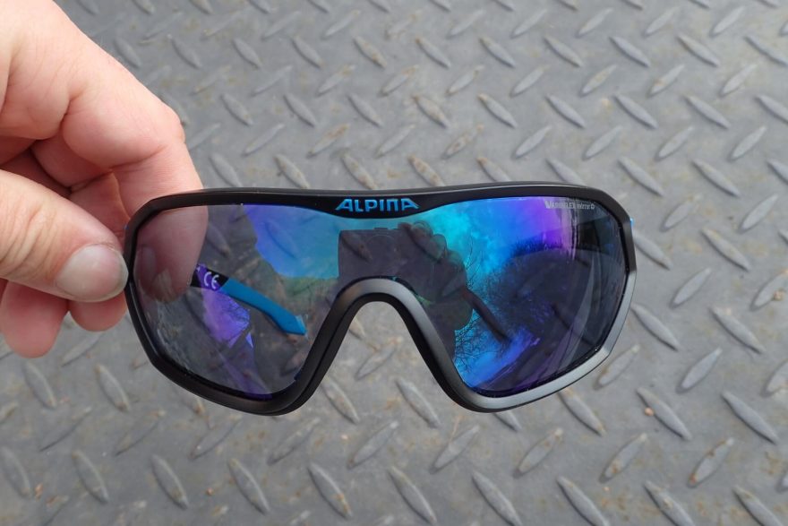 Čelní pohled na brýle Alpina S-Way.