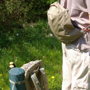 Víko batohu je sadné použít jako batůžek.