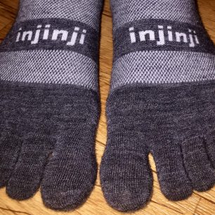 Pohodlné nošení ponožek Injinji Performance 2.0 Run Nüwool Lightweight