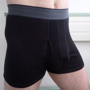 Široká guma u boxerek SAXX netlačí.