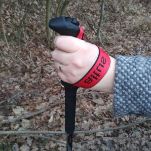 Textilní pásky stačí nastavit jednou, nepovolují se.