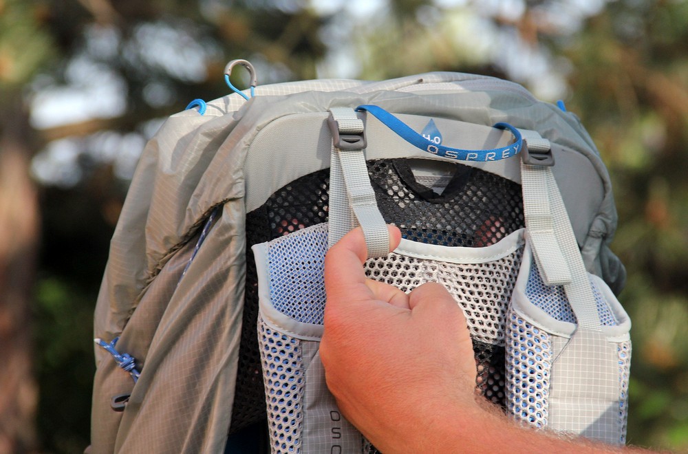 Horní posuv ramenníh popruhů