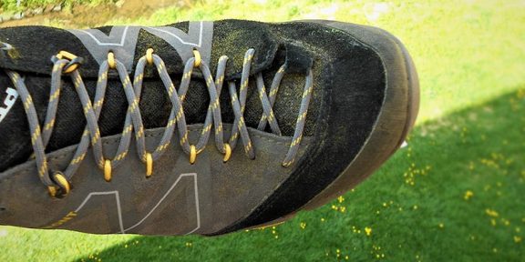 Recenze: Garmont Sticky Stone &#8211; vzdušné a pevné nástupovky