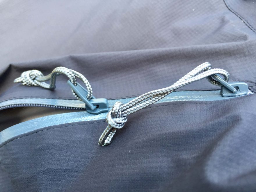 Dva jezdci na bundě Directalpine Talung.