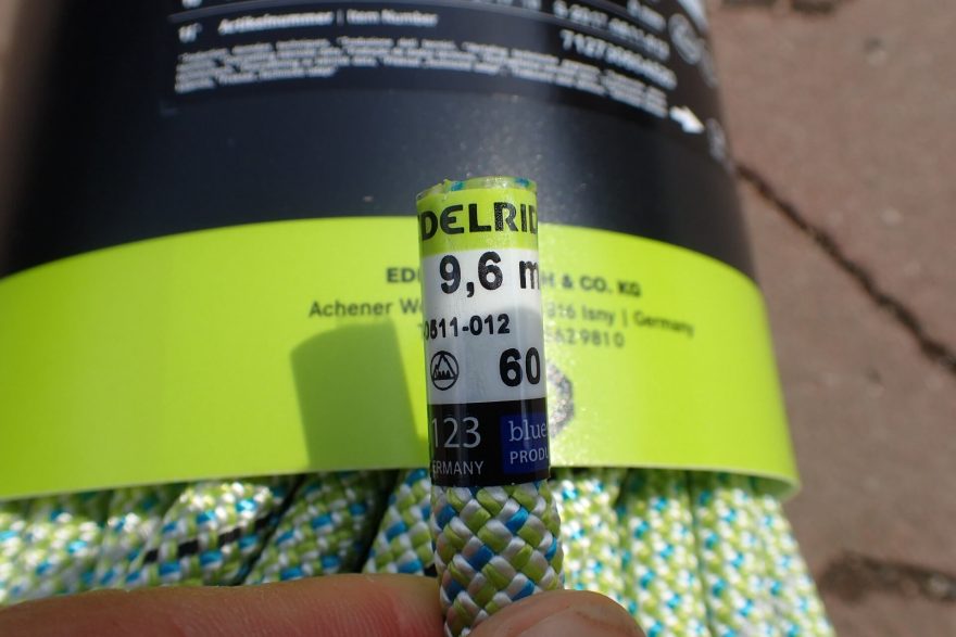 Detail koncového značení lana Edelrid Tommy Caldwell DT 9.6 mm.