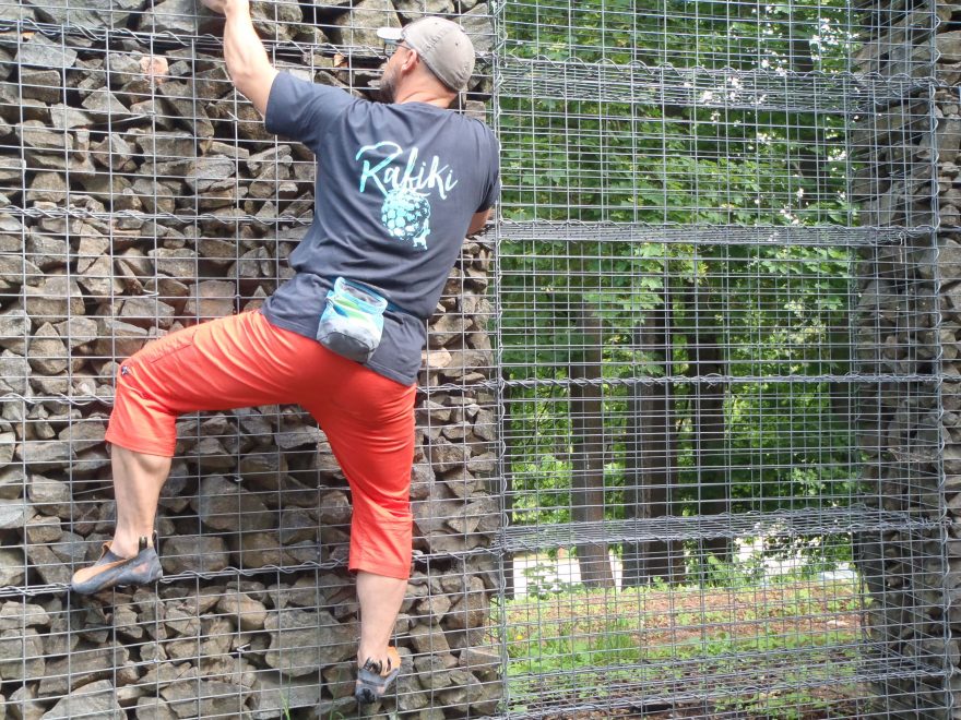 Když máte lezecké hadry RAFIKI musíte lézt a lézt.