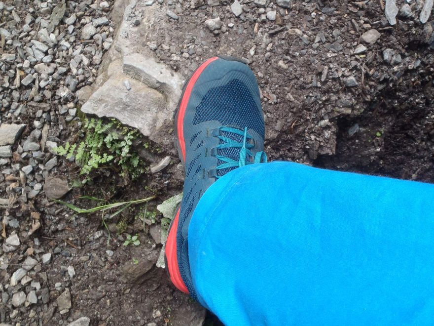 Ideální terén pro botu Salomon OUTline.