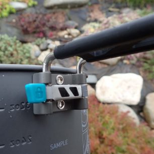 Zámeček madla hrnce Sea to Summit Alpha Pot.