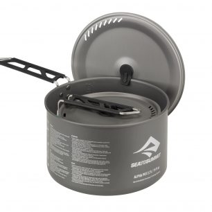 Zavěšení víčka za hranu hrnce Sea to Summit Alpha Pot.