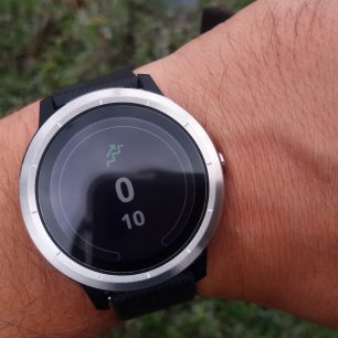 Počet vystoupaných poschodí na Garmin vívoactive 3.