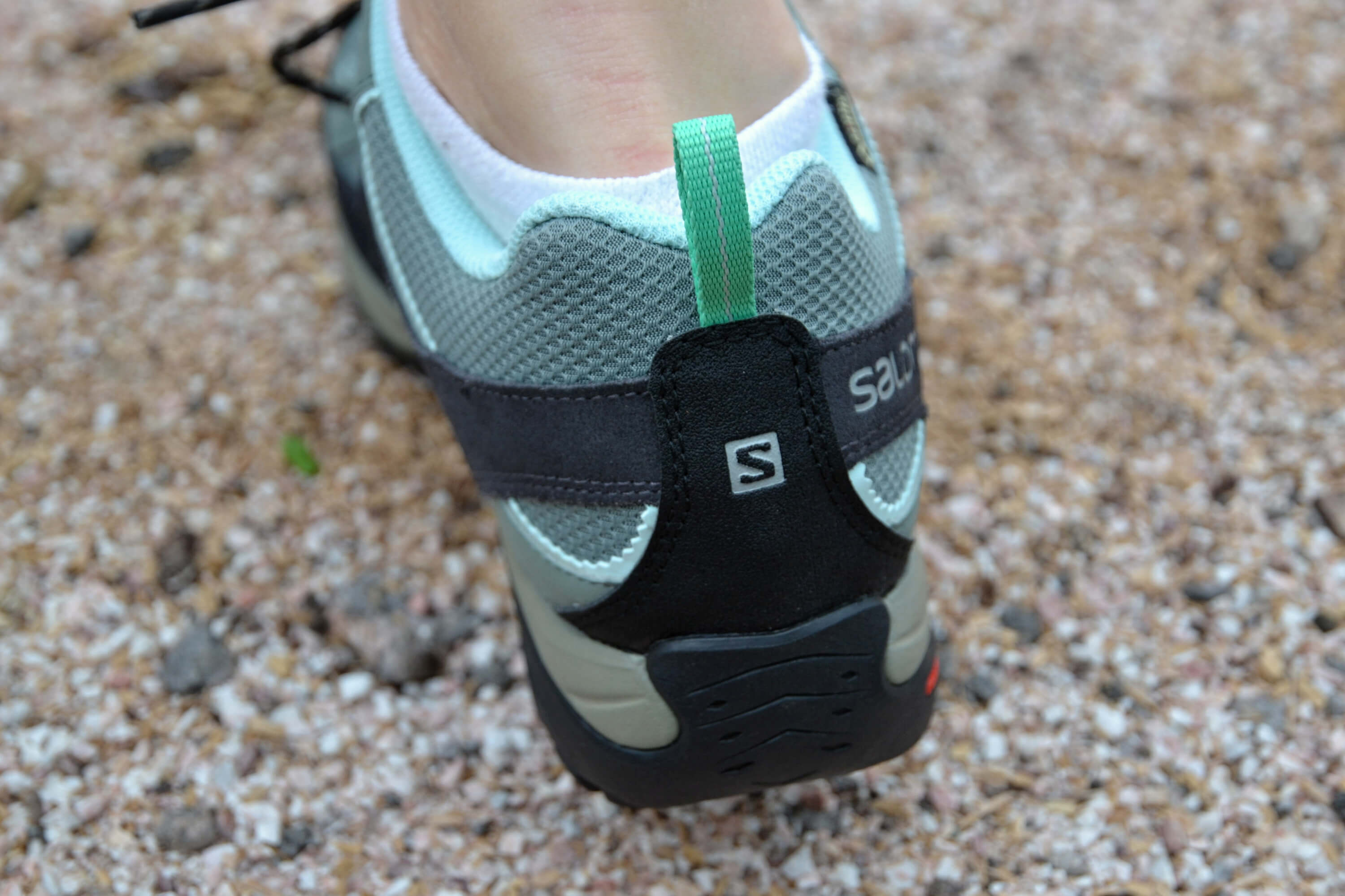 Poutko a ochrana paty u bot Salomon ELLIPSE 2 GTX®.