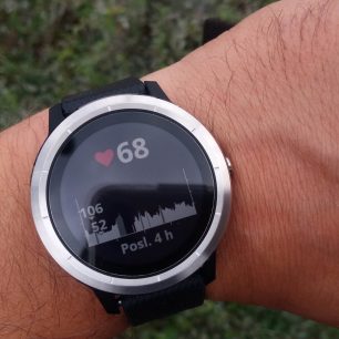 Tepovka za poslední 4 hodiny na Garmin vívoactive 3.