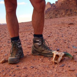 Outdoorová obuv Prabos SOCOMPA GTX je spolehlivou součástí výstroje (nejen) do drsné pouště.