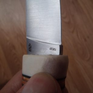 Zasazení čepele do parohu - EnZo Skinner Curly birch kit.