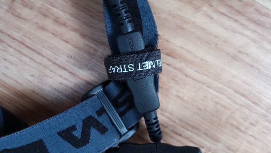 Spojka prodlužovacího kabelu čelovky Silva Cross Trail 3X.