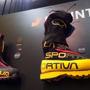 LA SPORTIVA.