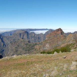 Výhledy z nejvyššího vrcholu Madeiry Pico Ruivo.