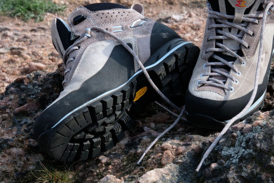 Garmont Vetta - Podrážka a detail obsázky.