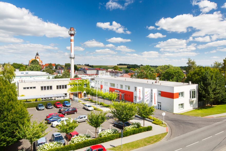 Areál firmy Lanex a. s. v Bolaticích - malém městečku mezi Opavou a Ostravou nedaleko polských hranic.