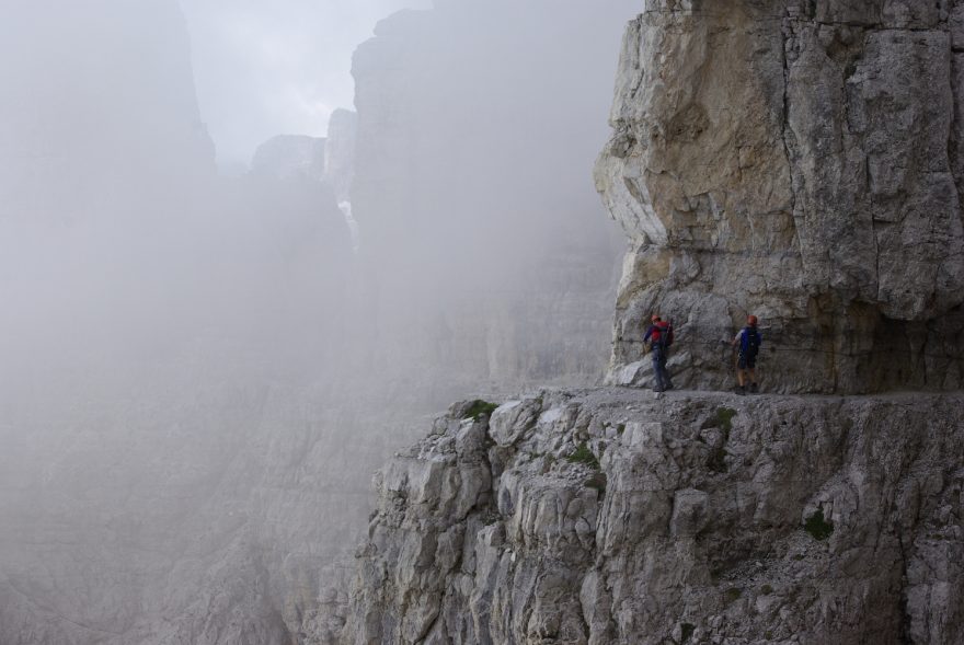Přechod masivu Brenty po feratách patří k tomu nejúžasnějšímu, co vám může svět zajištěných cest nabídnout. 