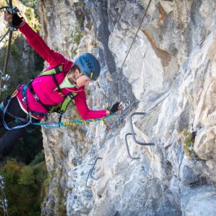 Daubenhorn Klettersteig (D) je s dvěma kilometry lezení nejdelší zajištěnou cestou Švýcarska.
