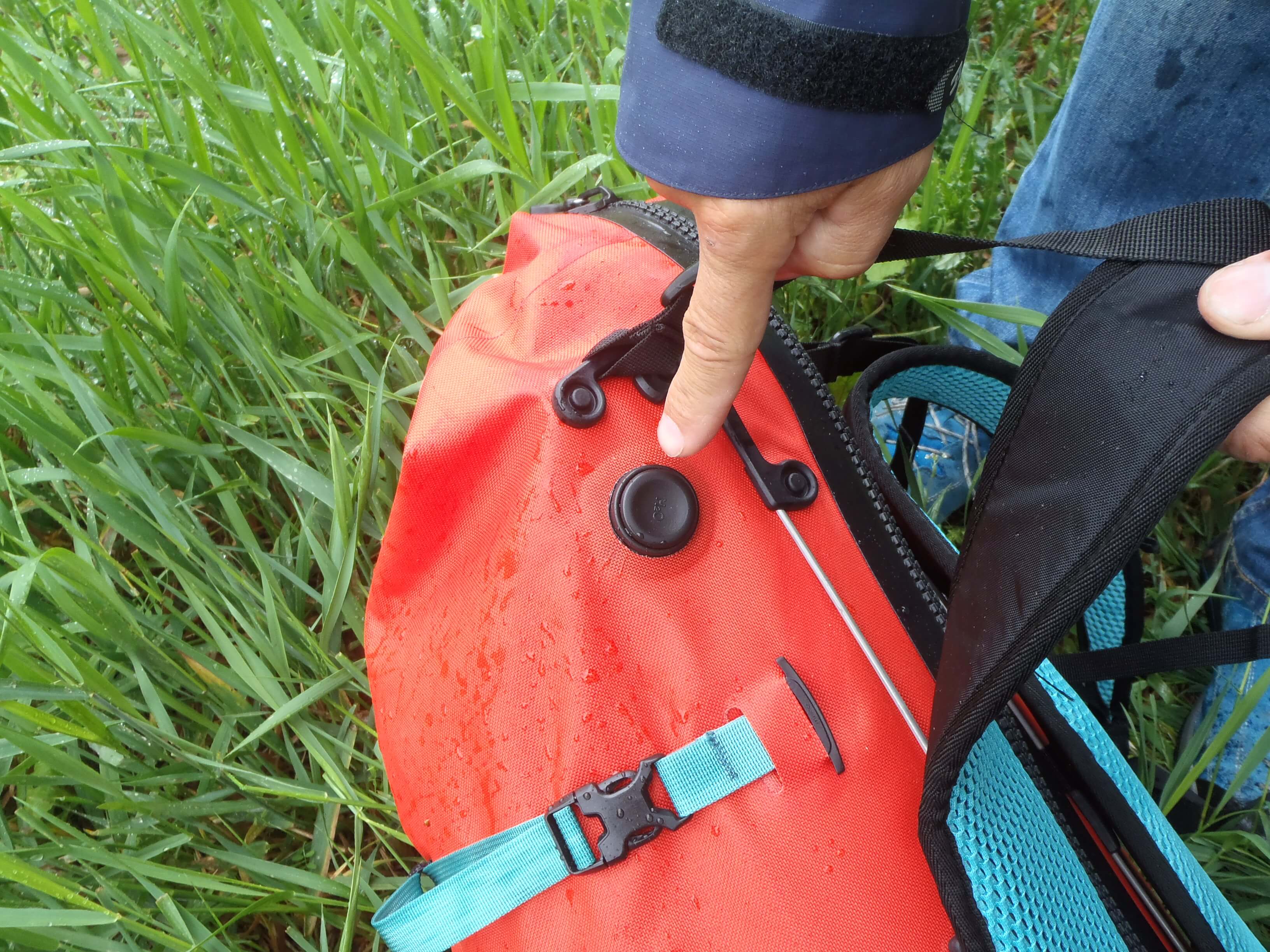 Ucpávka na vstup pro hydrovak - Ortlieb Atrack.