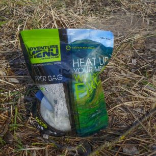 Po spuštění reakce se ohřevný pytel rychle nafoukne