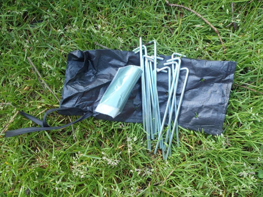 Ocelové kolíky a opravná sada - Coleman® Kobuk Valley 2.